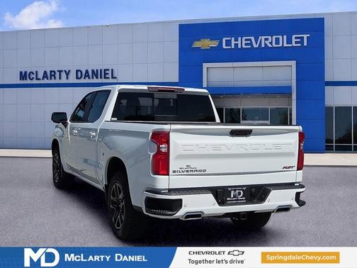 Summit White 2026 Chevrolet Silverado 1500 RST