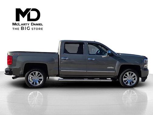 2017 Chevrolet Silverado 1500 High Country