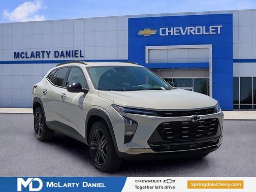 White 2026 Chevrolet Trax ACTIV SUV