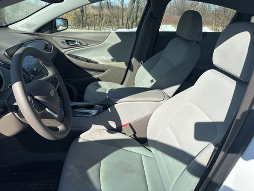 2017 Chevrolet Malibu 1LT