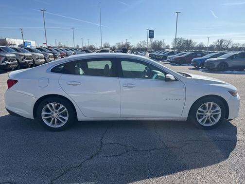 2017 Chevrolet Malibu 1LT