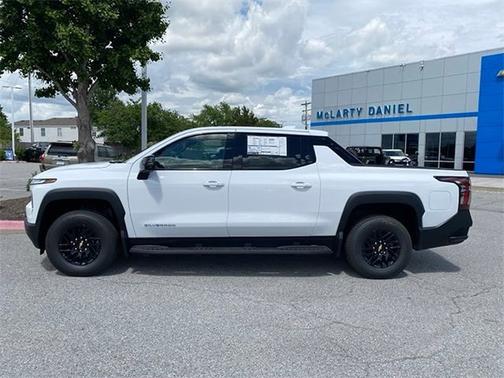 2025 Chevrolet Silverado EV LT