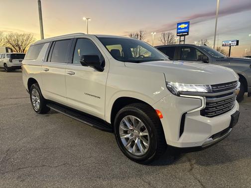 2023 Chevrolet Suburban Premier