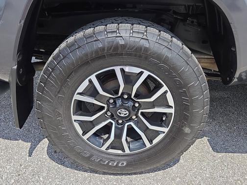 2020 Toyota Tacoma Base