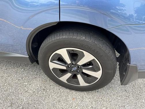 Quartz Blue Pearl 2017 Subaru Forester 2.5i Premium
