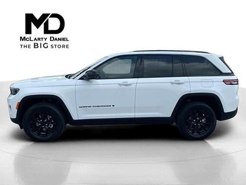 2024 Jeep Grand Cherokee Altitude