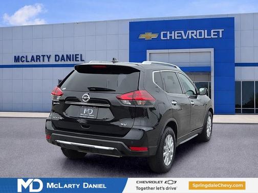 Magnetic Black Pearl 2019 Nissan Rogue SV