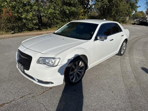2018 Chrysler 300 Limited