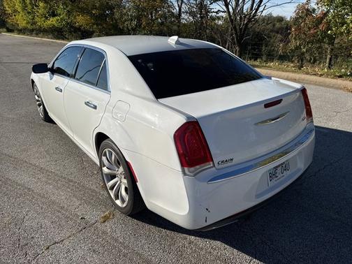 2018 Chrysler 300 Limited