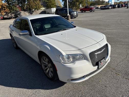 2018 Chrysler 300 Limited