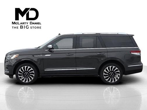 2023 Lincoln Navigator Black Label