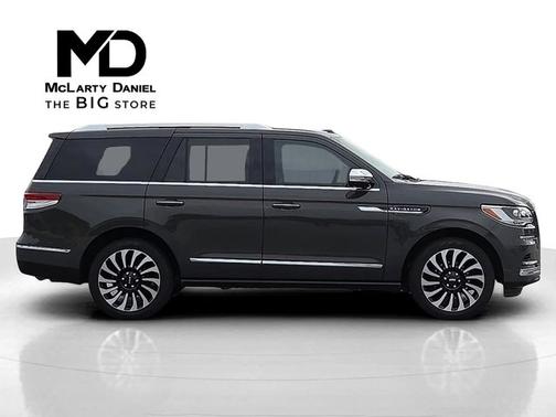 2023 Lincoln Navigator Black Label