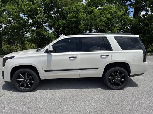 2015 Cadillac Escalade Premium
