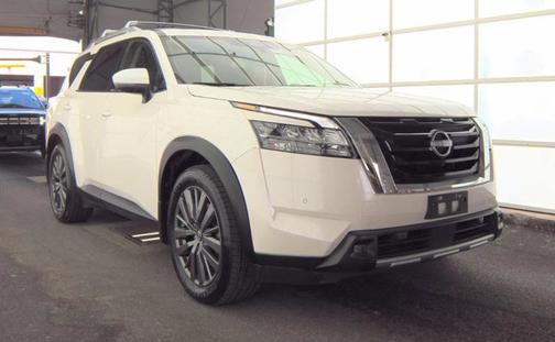 Pearl White Tricoat 2022 Nissan Pathfinder SL