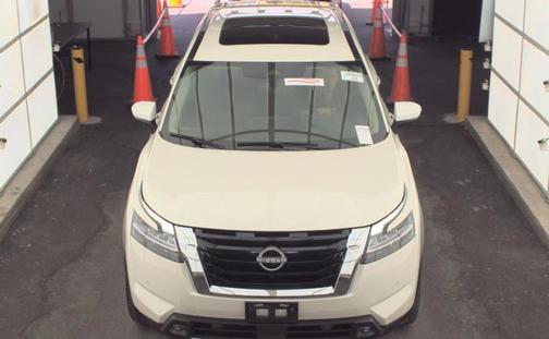 Pearl White Tricoat 2022 Nissan Pathfinder SL