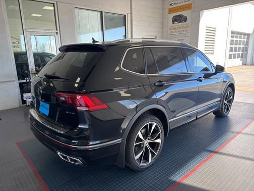 2022 Volkswagen Tiguan SEL R-Line