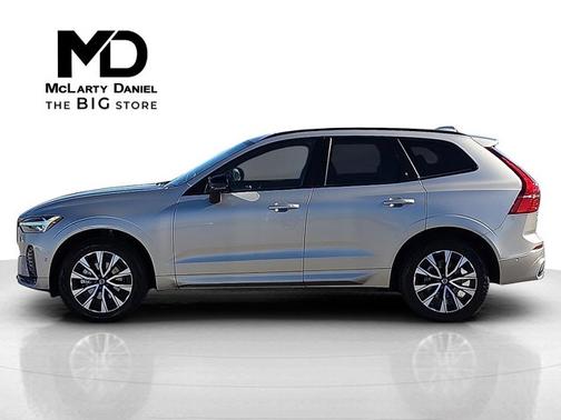2025 Volvo XC60 Plus