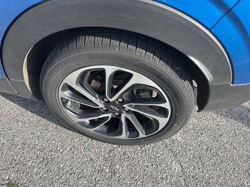 Bright Blue Metallic 2022 Chevrolet Bolt EUV Premier