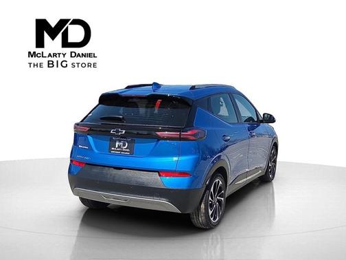 Bright Blue Metallic 2022 Chevrolet Bolt EUV Premier