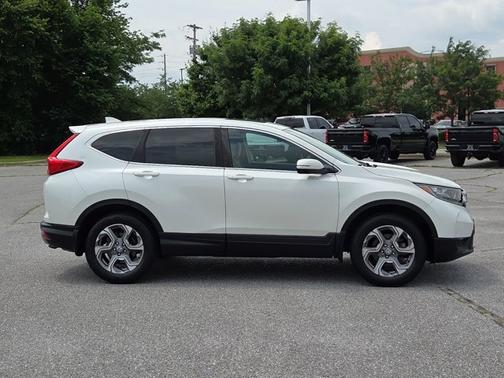 White Diamond Pearl 2017 Honda CR-V EX