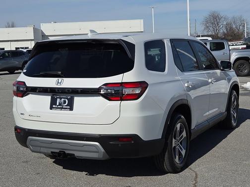 2024 Honda Pilot EX-L 8 Passenger