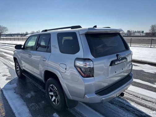 2024 Toyota 4Runner TRD Off Road