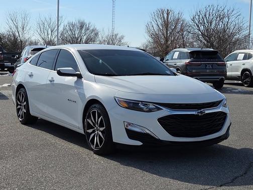 2024 Chevrolet Malibu RS