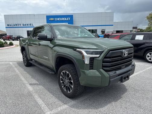 2022 Toyota Tundra SR5
