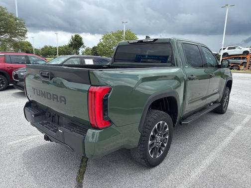 2022 Toyota Tundra SR5
