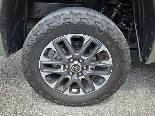 2022 Toyota Tundra SR5