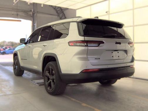Silver Zynith 2023 Jeep Grand Cherokee L Altitude