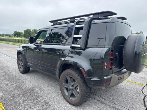 Santorini Black Metallic 2023 Land Rover Defender X-Dynamic SE