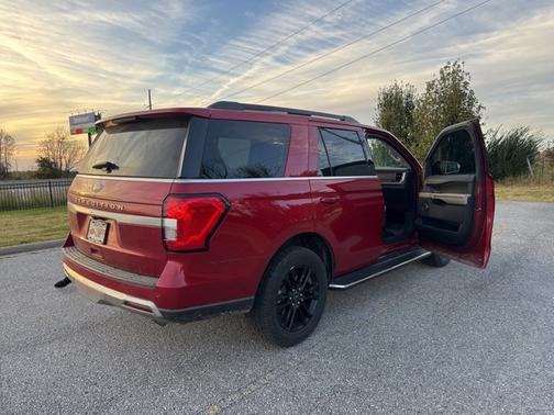 2022 Ford Expedition XLT