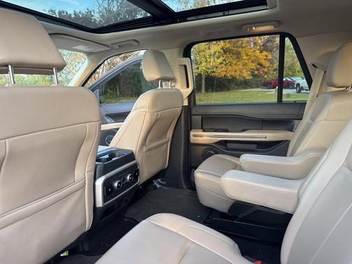 2022 Ford Expedition XLT
