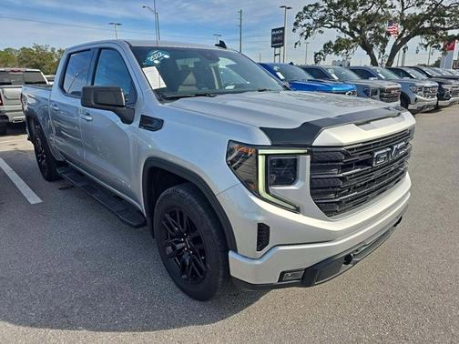 2022 GMC Sierra 1500 Elevation