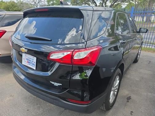 Mosaic Black Metallic 2020 Chevrolet Equinox LS