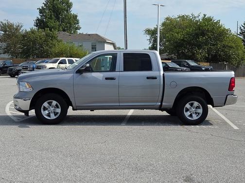 2023 RAM 1500 SLT