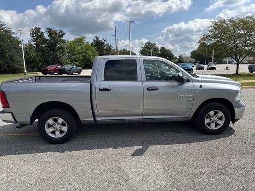 2023 RAM 1500 SLT