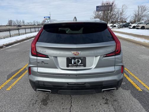 2024 Cadillac XT4 AWD Premium Luxury