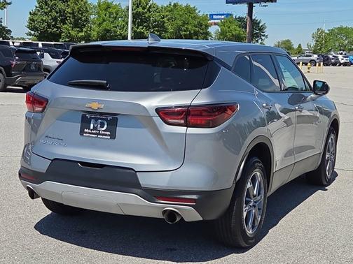 Sterling Gray Metallic 2025 Chevrolet Blazer LT