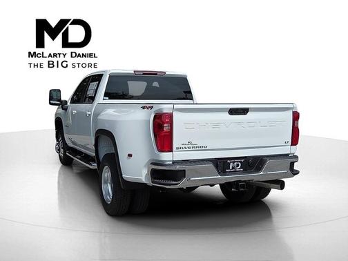 2026 Chevrolet Silverado 3500 LT