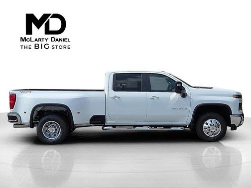 2026 Chevrolet Silverado 3500 LT