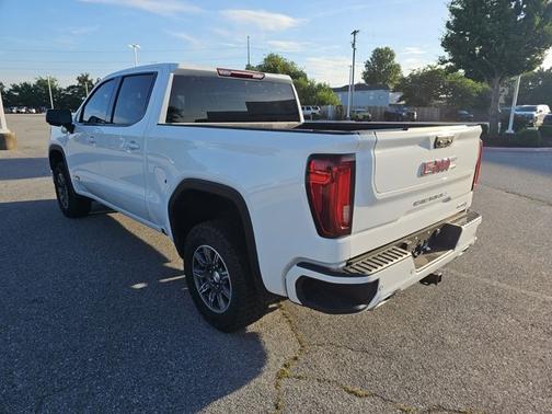 Summit White 2025 GMC Sierra 1500 AT4