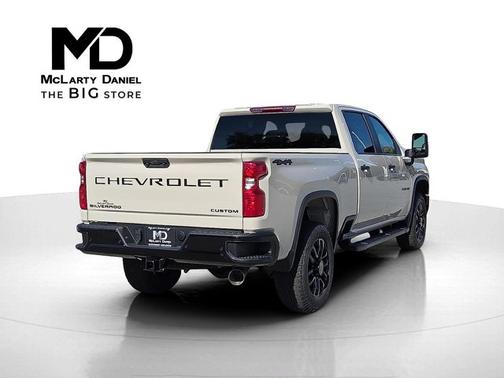 2026 Chevrolet Silverado 2500 Custom