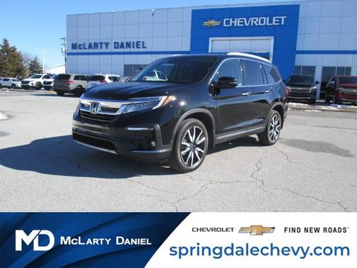 Photo 1 of 30 of 2021 Honda Pilot Touring 7-Passenger