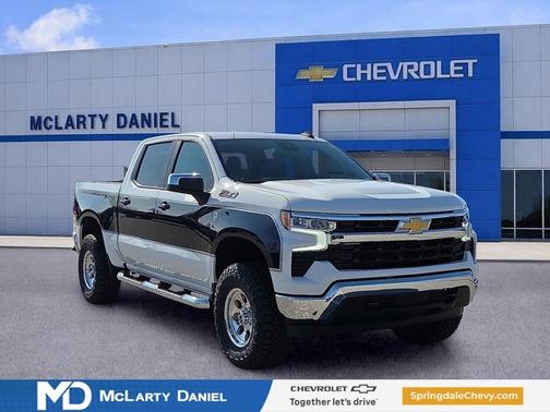 Summit White 2026 Chevrolet Silverado 1500 1LT