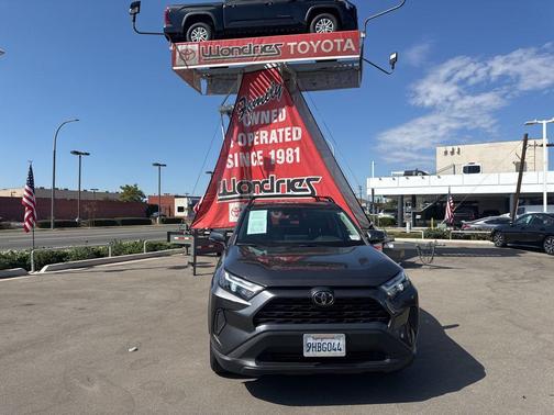 2023 Toyota RAV4 XLE