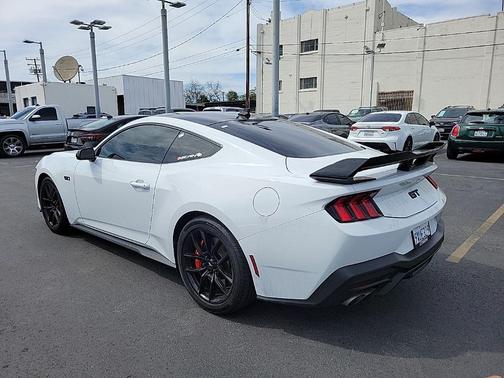 Oxford White 2024 Ford Mustang GT