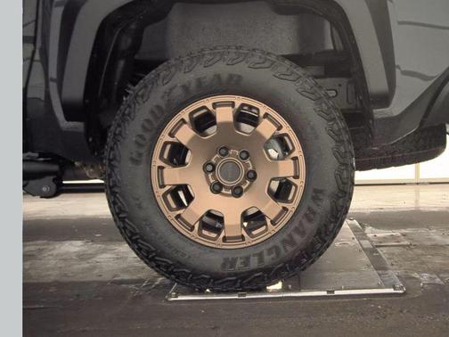 2025 Toyota Tacoma Hybrid Trailhunter