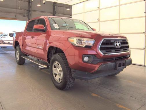 2016 Toyota Tacoma SR5